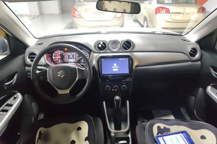 Used Suzuki Vitara 2016 1.4T Automatic Two-Wheel Drive Elite Model Interior 2