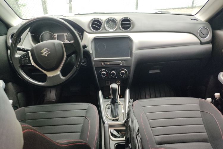 Used Suzuki Vitara 2016 1.4T Automatic Two-Wheel Drive Elite Model Interior 2