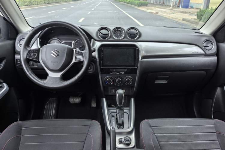 Used Suzuki Vitara 2016 1.4T Automatic All-Wheel-Drive Elite Model Interior 2