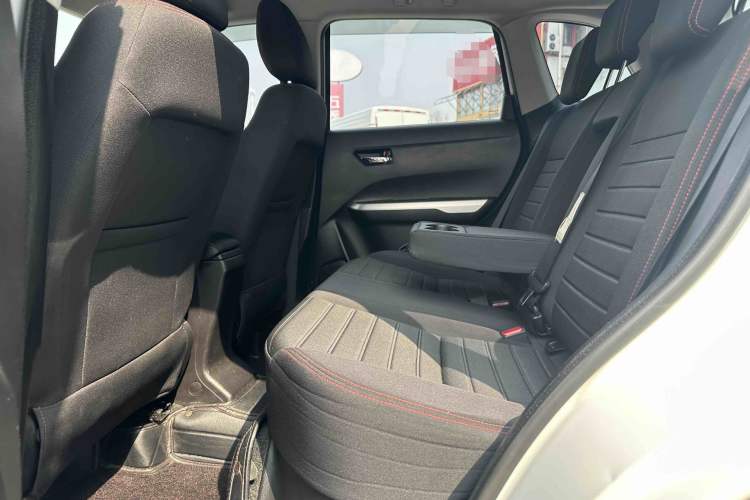 Used Suzuki Vitara 2016 1.4T Automatic Two-Wheel Drive Elite Model Interior 3
