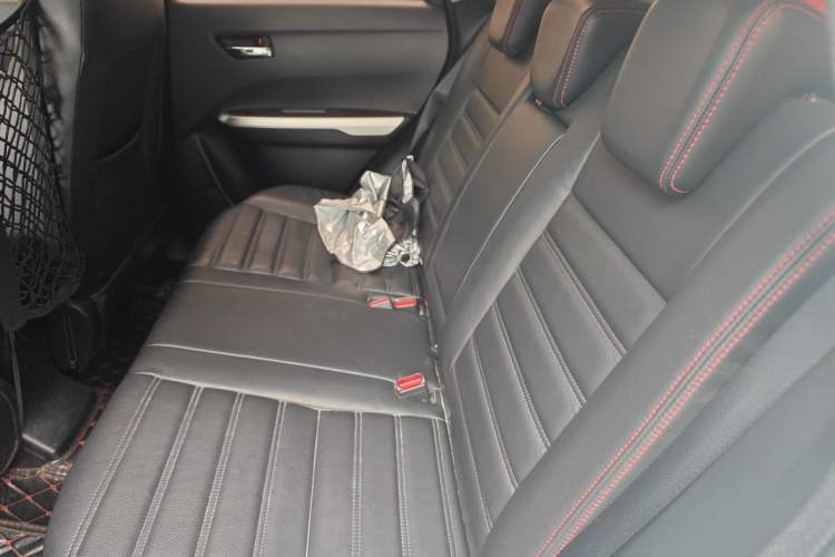 Used Suzuki Vitara 2016 1.4T Automatic Two-Wheel Drive Luxury Version Interior 4