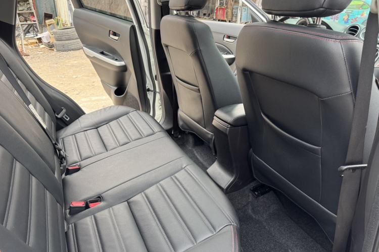 Used Suzuki Vitara 2016 1.4T Automatic 4x4 Flagship Model Interior 5