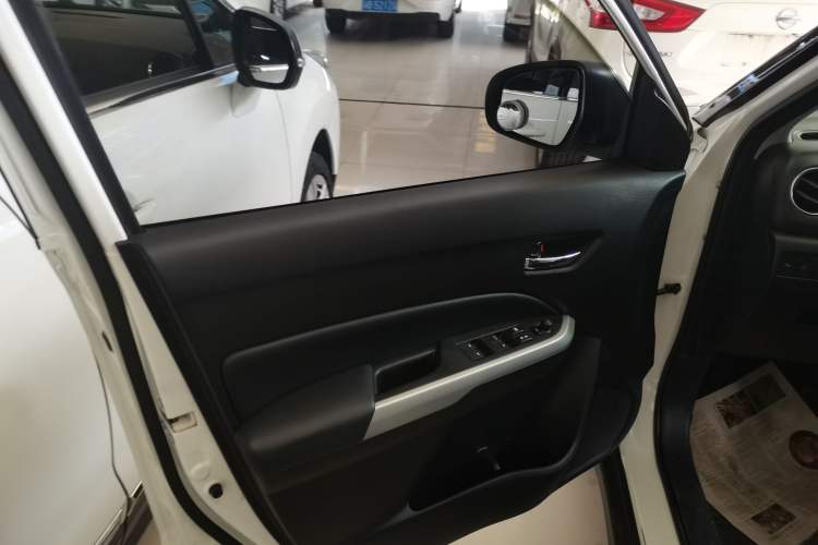 Used Suzuki Vitara 2016 1.4T Automatic Two-Wheel Drive Luxury Version Left Front Door Interior