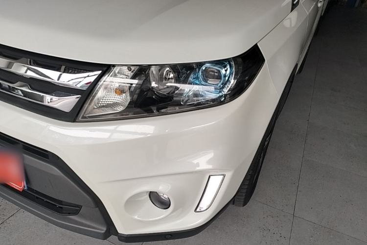 Used Suzuki Vitara 2016 1.4T Automatic Two-Wheel Drive Luxury Version Left Front Headlight