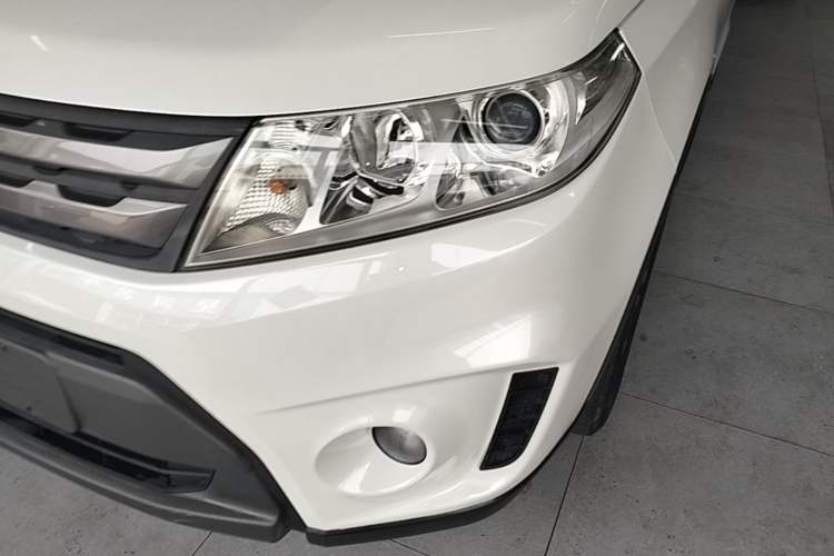 Used Suzuki Vitara 2016 1.6L Manual Two-Wheel Drive Entry-Level Trim Left Front Headlight