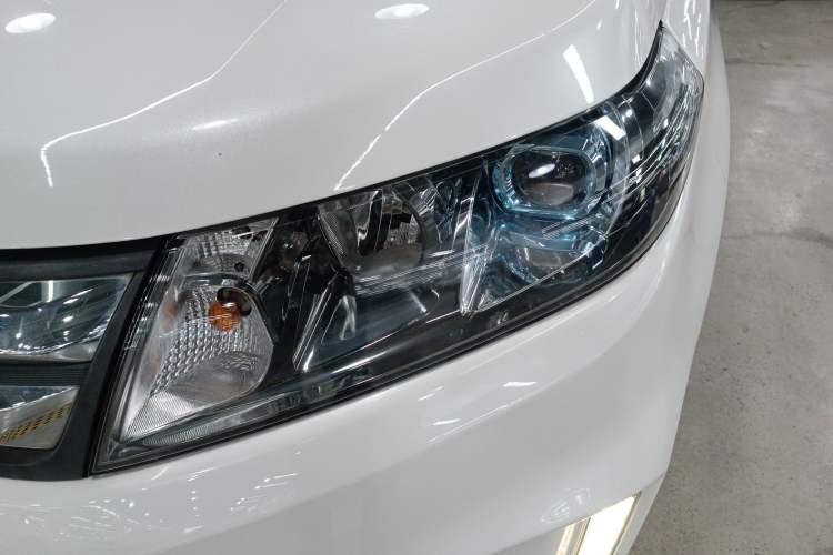 Used Suzuki Vitara 2016 1.4T Automatic Two-Wheel Drive Luxury Version Left Front Headlight