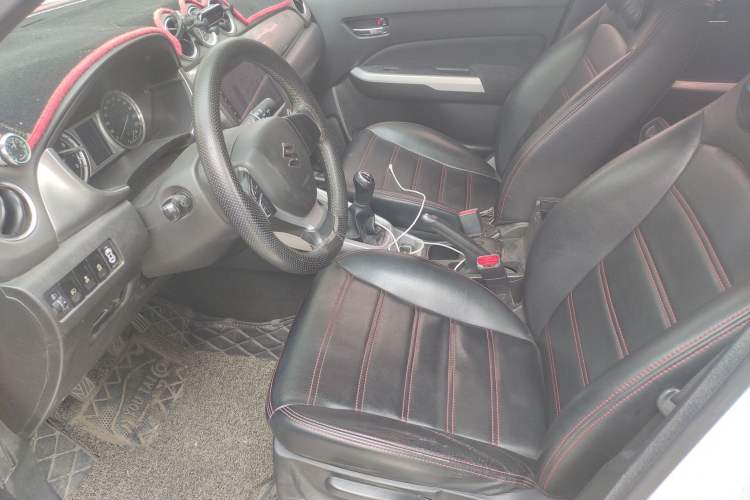 Used Suzuki Vitara 2016 1.6L Manual Two-Wheel Drive Entry-Level Trim Left Front Seat