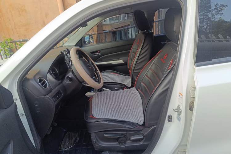 Used Suzuki Vitara 2016 1.4T Automatic Two-Wheel Drive Elite Model Left Front Seat