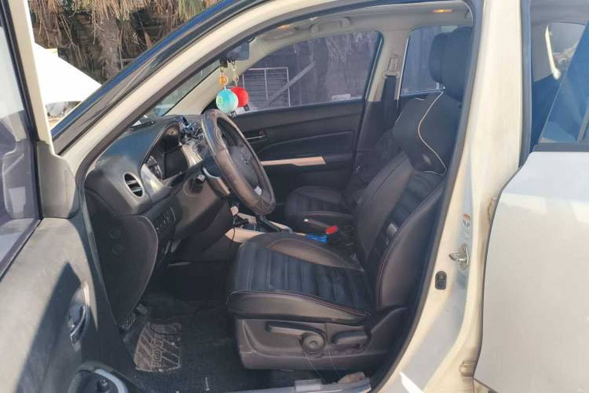 Used Suzuki Vitara 2016 1.4T Automatic Two-Wheel Drive Luxury Version Left Front Seat