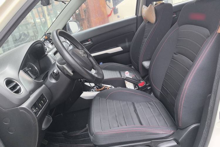 Used Suzuki Vitara 2016 1.4T Automatic All-Wheel-Drive Elite Model Left Front Seat