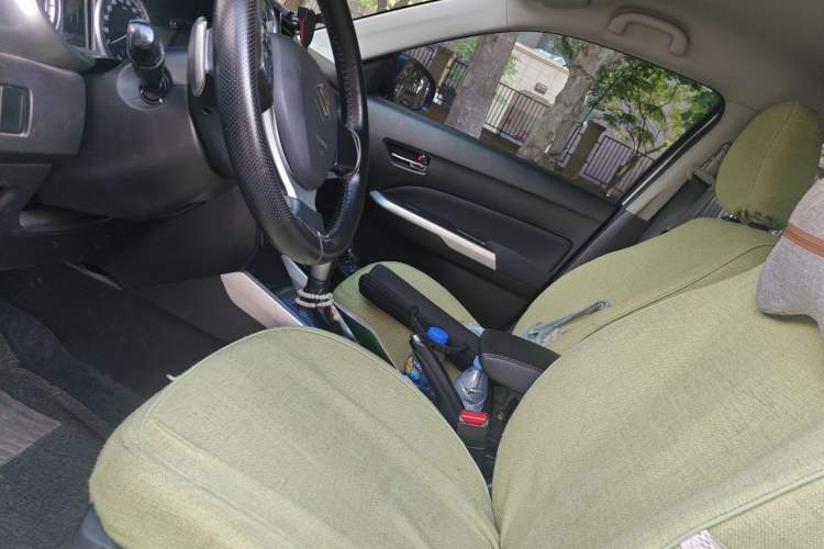 Used Suzuki Vitara 2016 1.4T Automatic Two-Wheel Drive Elite Model Left Front Seat