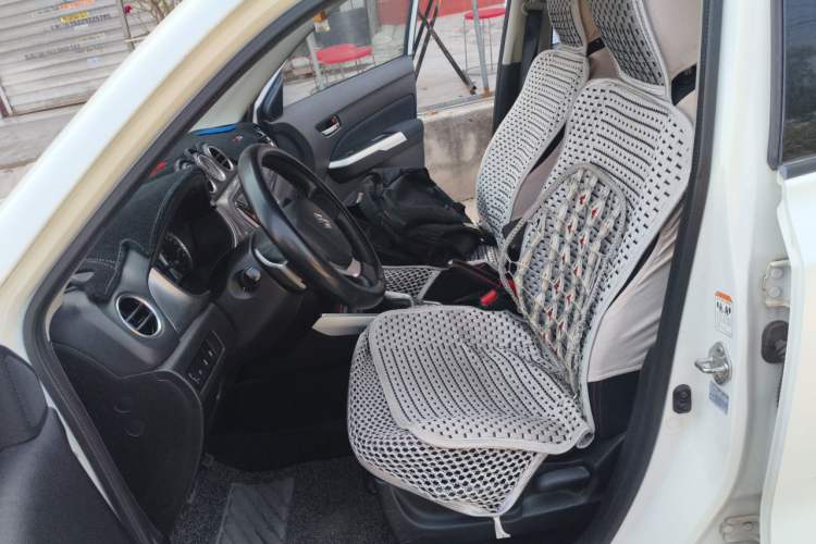 Used Suzuki Vitara 2016 1.4T Automatic Two-Wheel Drive Elite Model Left Front Seat