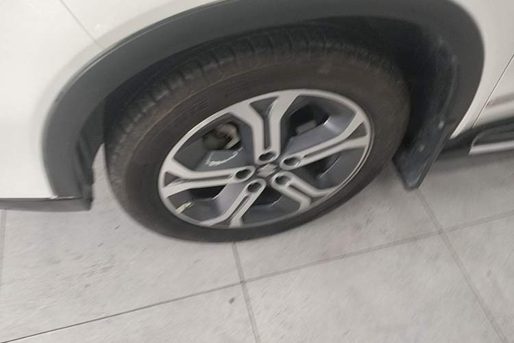 Used Suzuki Vitara 2016 1.4T Automatic 4x4 Flagship Model Left Front Wheel Hub