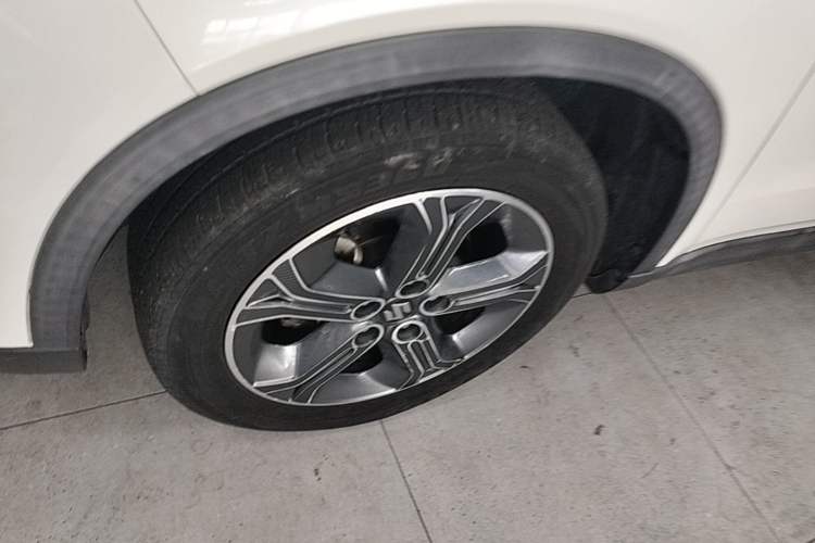 Used Suzuki Vitara 2016 1.4T Automatic All-Wheel Drive Leading Version Left Front Wheel Hub