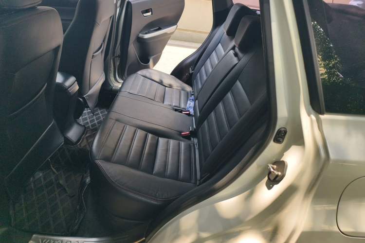 Used Suzuki Vitara 2016 1.4T Automatic Two-Wheel Drive Luxury Version Left Rear Seat