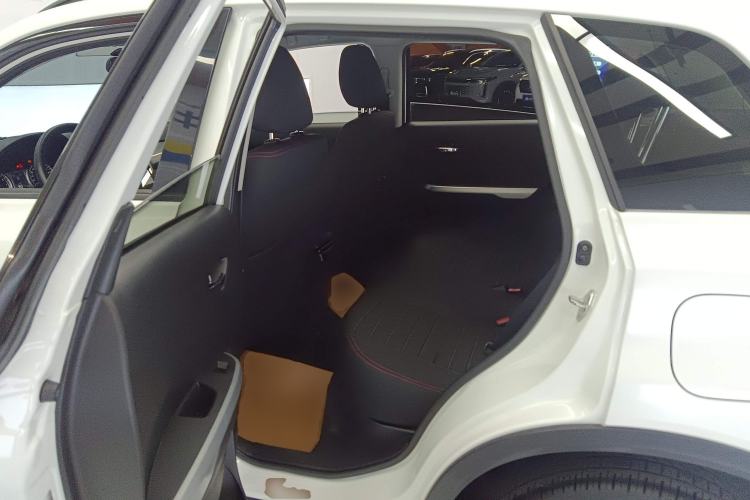 Used Suzuki Vitara 2016 1.4T Automatic Two-Wheel Drive Elite Model Left Rear Seat