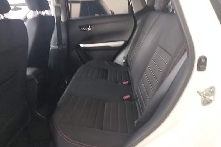 Used Suzuki Vitara 2016 1.6L Manual Two-Wheel Drive Entry-Level Trim Left Rear Seat