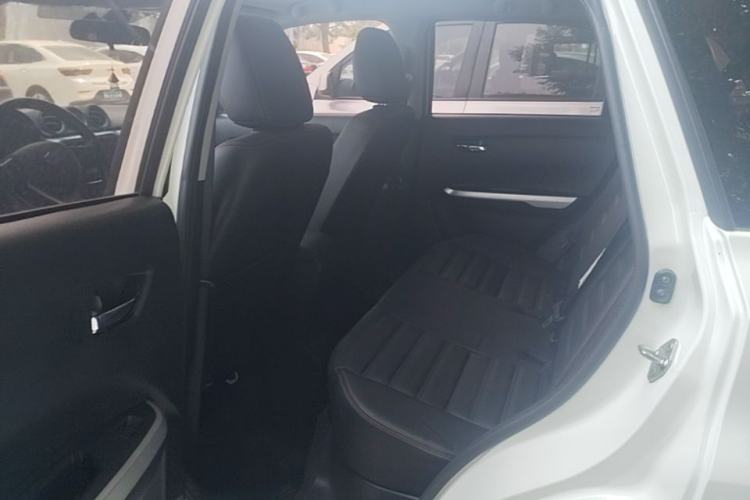 Used Suzuki Vitara 2016 1.4T Automatic Two-Wheel Drive Luxury Version Left Rear Seat