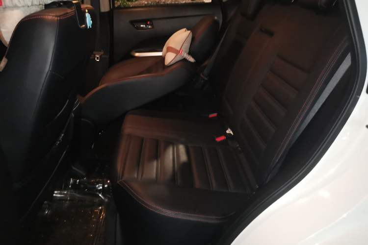 Used Suzuki Vitara 2016 1.4T Automatic Two-Wheel Drive Luxury Version Left Rear Seat