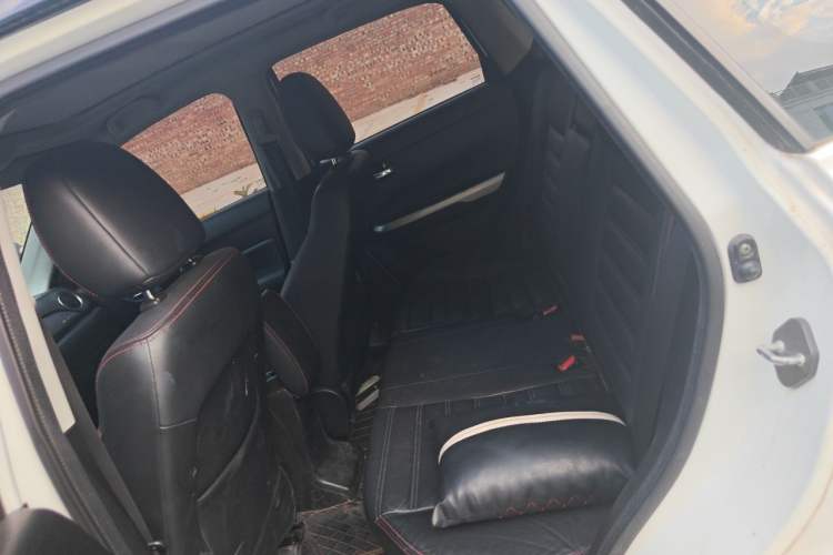 Used Suzuki Vitara 2016 1.4T Automatic 4x4 Flagship Model Left Rear Seat