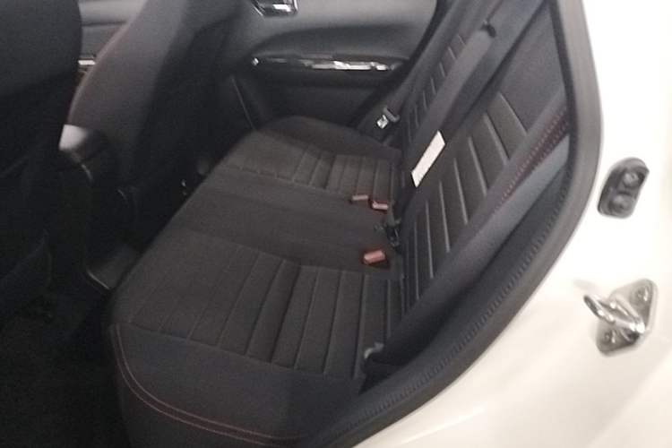 Used Suzuki Vitara 2016 1.4T Automatic All-Wheel Drive Leading Version Left Rear Seat