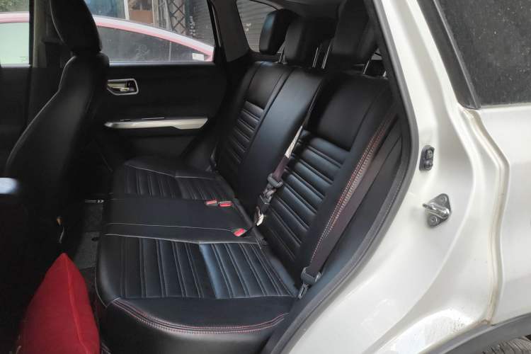 Used Suzuki Vitara 2016 1.6L Manual Two-Wheel Drive Entry-Level Trim Left Rear Seat