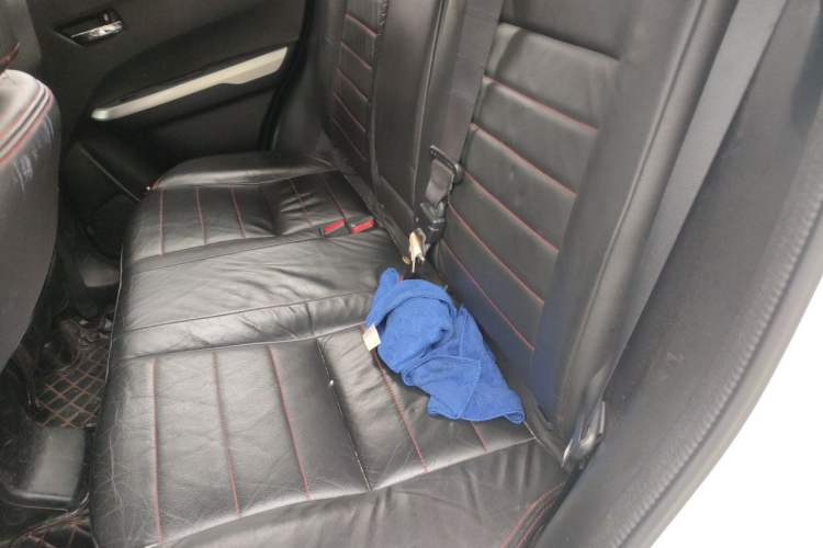 Used Suzuki Vitara 2016 1.4T Automatic All-Wheel-Drive Elite Model Left Rear Seat