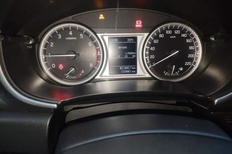 Used Suzuki Vitara 2016 1.6L Manual Two-Wheel Drive Entry-Level Trim Odometer Close Up