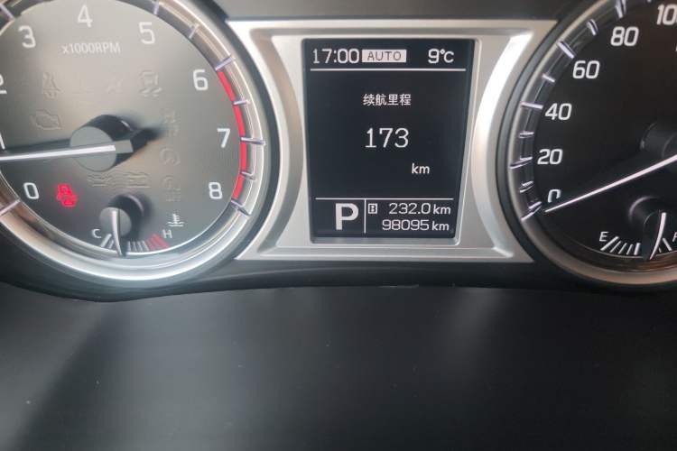 Used Suzuki Vitara 2016 1.4T Automatic 4x4 Flagship Model Odometer Close Up