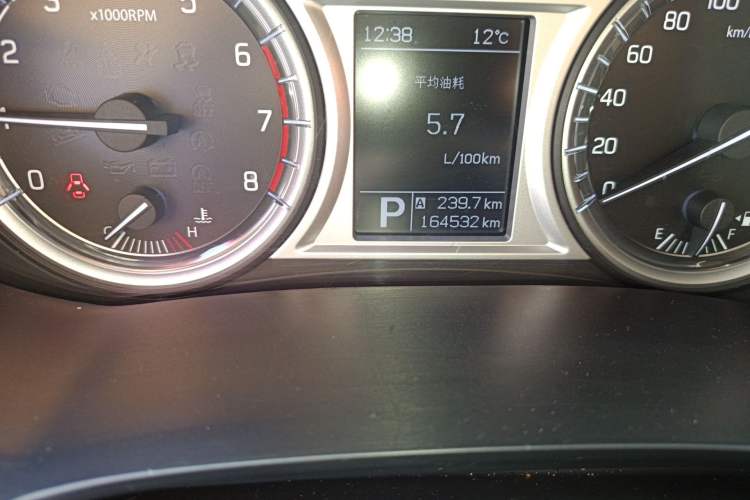 Used Suzuki Vitara 2016 1.4T Automatic Two-Wheel Drive Luxury Version Odometer Close Up