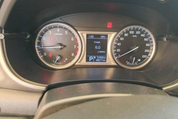 Used Suzuki Vitara 2016 1.4T Automatic Two-Wheel Drive Luxury Version Odometer Close Up