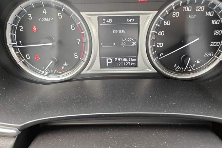 Used Suzuki Vitara 2016 1.4T Automatic Two-Wheel Drive Luxury Version Odometer Close Up