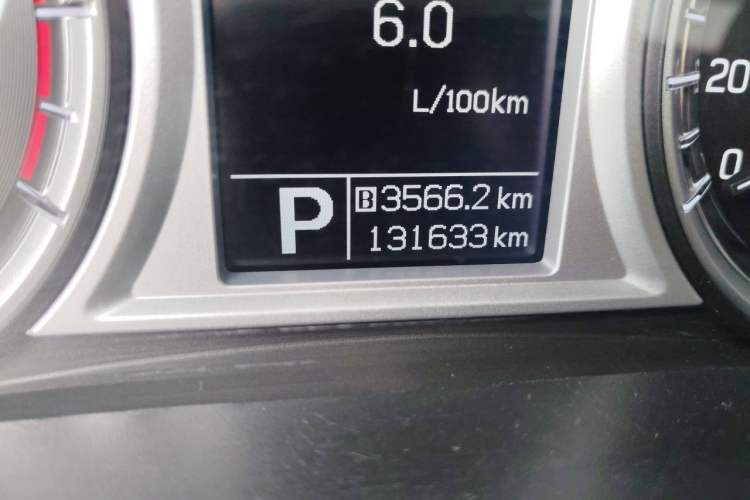 Used Suzuki Vitara 2016 1.4T Automatic Two-Wheel Drive Elite Model Odometer Close Up