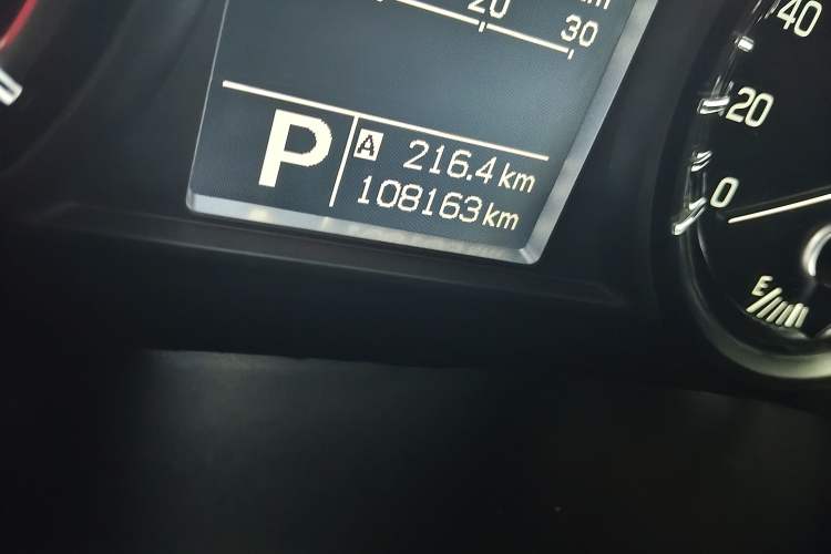 Used Suzuki Vitara 2016 1.4T Automatic All-Wheel Drive Leading Version Odometer Close Up