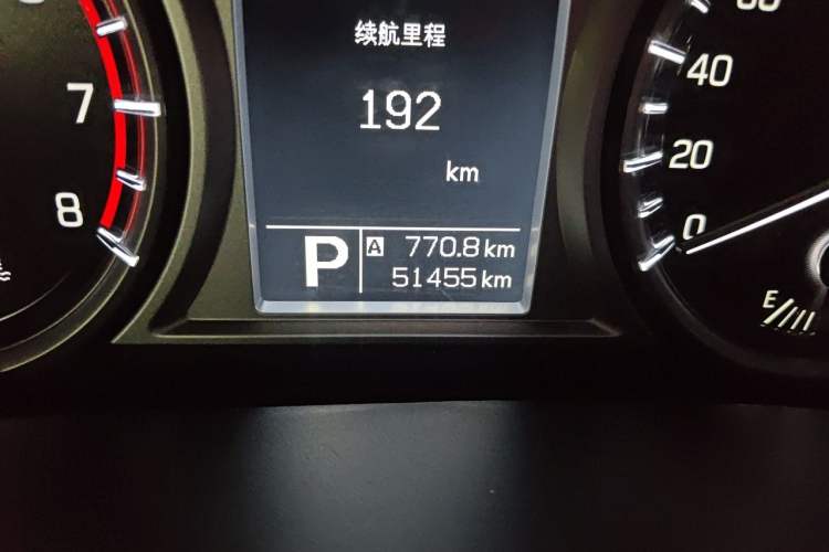 Used Suzuki Vitara 2016 1.4T Automatic Two-Wheel Drive Elite Model Odometer Close Up
