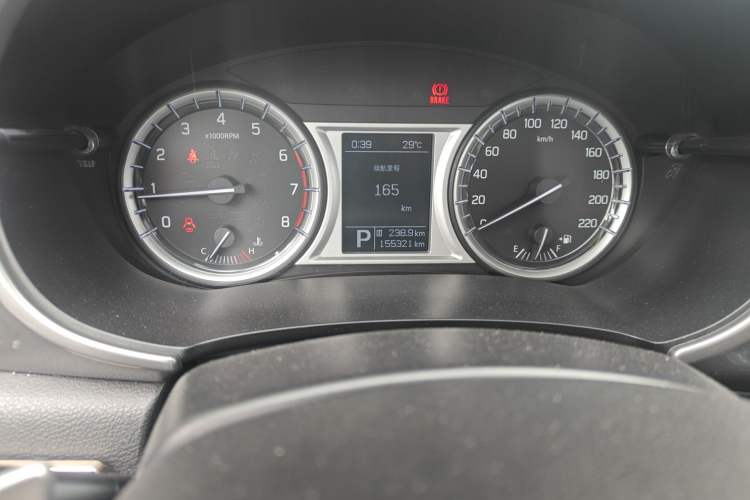 Used Suzuki Vitara 2016 1.4T Automatic Two-Wheel Drive Luxury Version Odometer Close Up