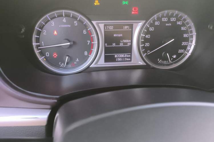Used Suzuki Vitara 2016 1.4T Manual Two-Wheel Drive Luxury Model Odometer Close Up