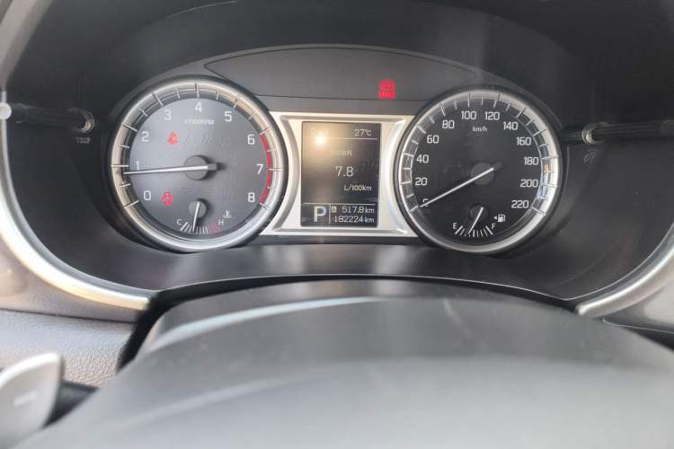 Used Suzuki Vitara 2016 1.4T Automatic Two-Wheel Drive Elite Model Odometer Close Up