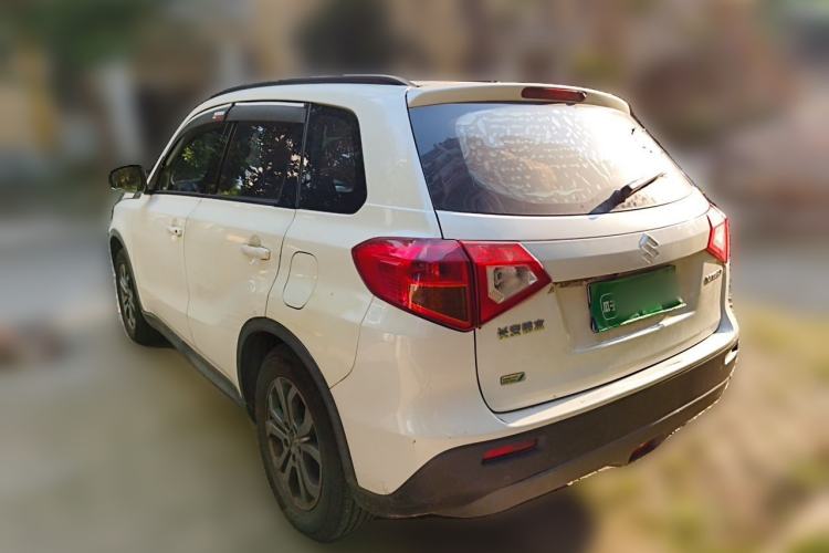 Used Suzuki Vitara 2016 1.6L Manual Two-Wheel Drive Entry-Level Trim Rear Left 45 Deg