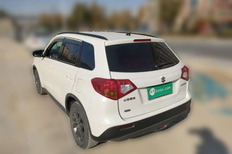 Used Suzuki Vitara 2016 1.6L Manual Two-Wheel Drive Entry-Level Trim Rear Left 45 Deg