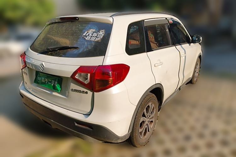 Used Suzuki Vitara 2016 1.6L Manual Two-Wheel Drive Entry-Level Trim Rear Right 45 Deg