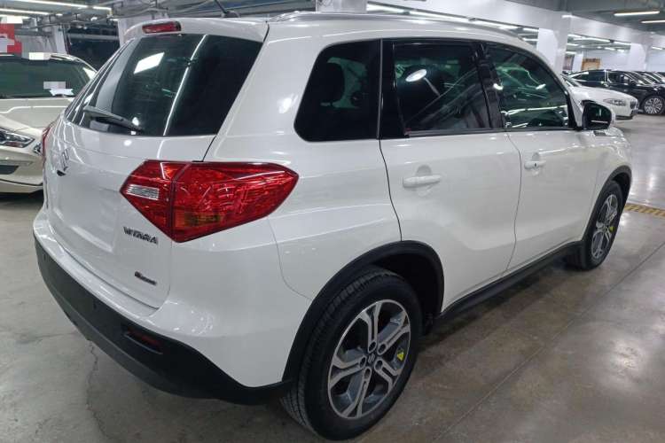 Used Suzuki Vitara 2016 1.4T Automatic Two-Wheel Drive Luxury Version Rear Right 45 Deg