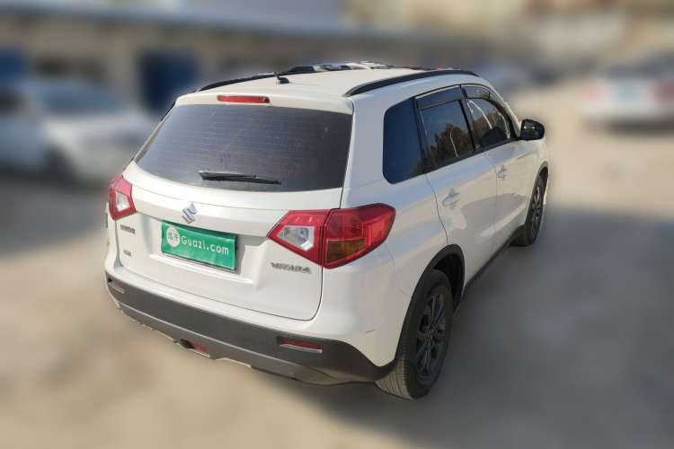 Used Suzuki Vitara 2016 1.6L Manual Two-Wheel Drive Entry-Level Trim Rear Right 45 Deg
