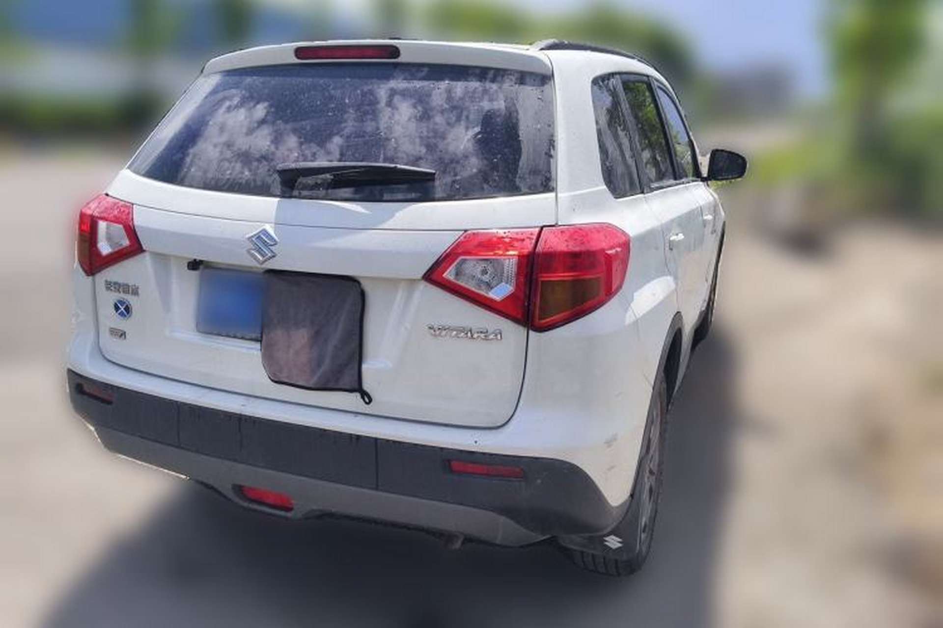 Used Suzuki Vitara 2016 1.6L Manual Two-Wheel Drive Entry-Level Trim Rear Right 45 Deg