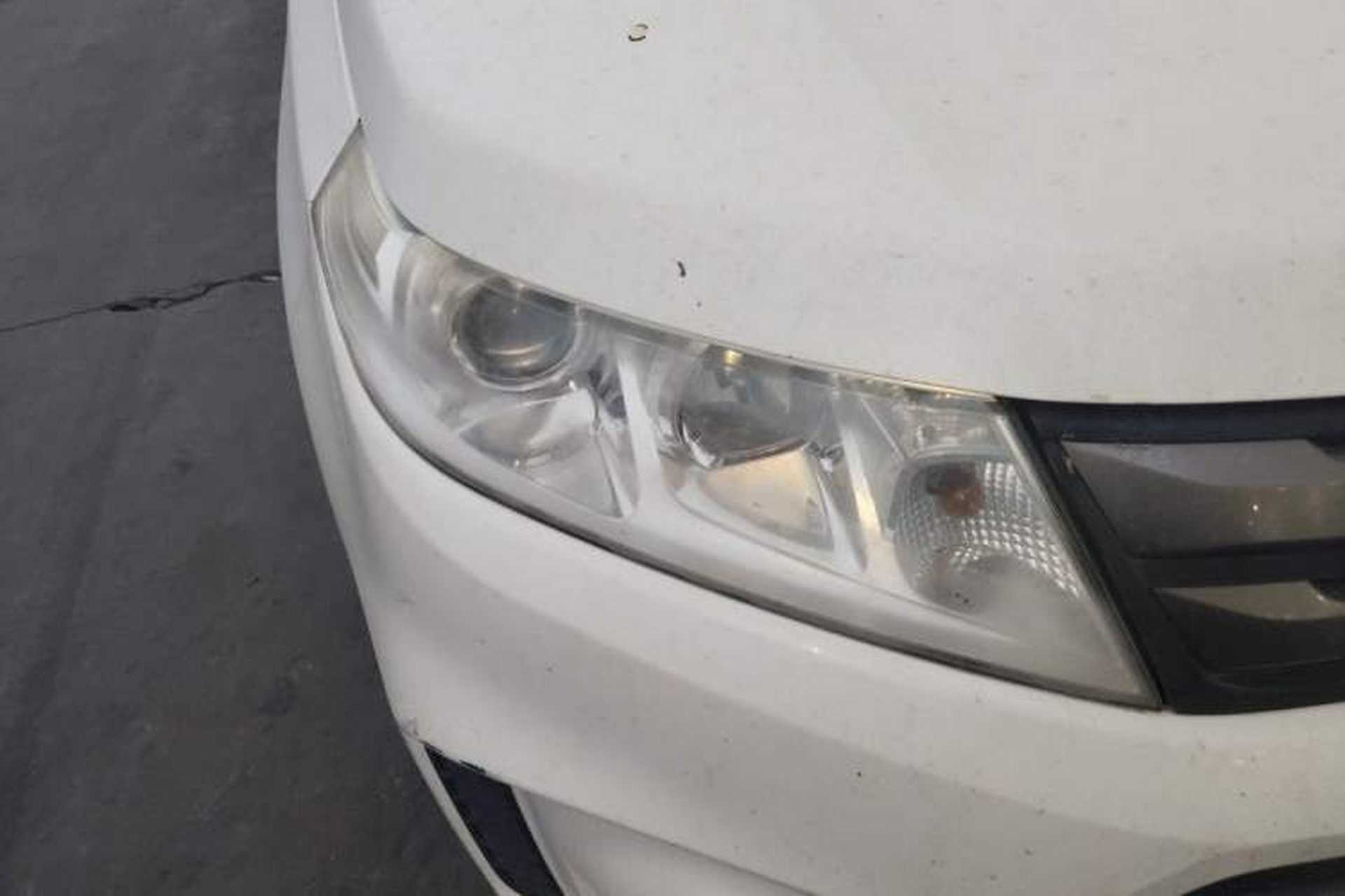 Used Suzuki Vitara 2016 1.6L Manual Two-Wheel Drive Entry-Level Trim Right Front Headlight