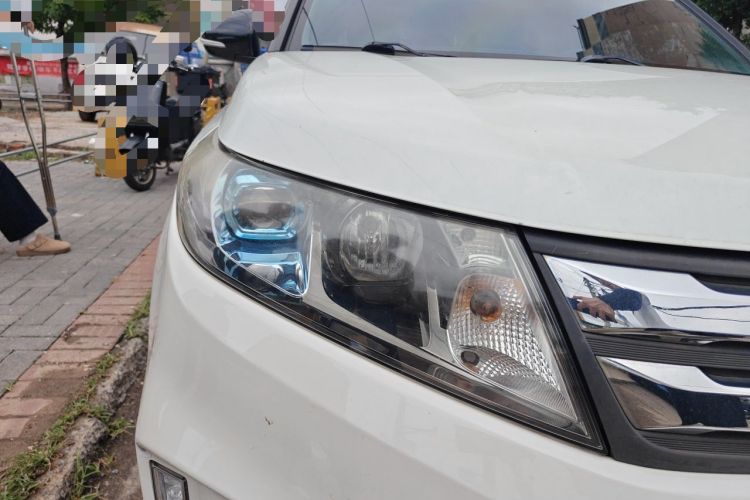 Used Suzuki Vitara 2016 1.4T Automatic Two-Wheel Drive Luxury Version Right Front Headlight