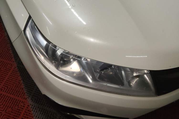 Used Suzuki Vitara 2016 1.4T Automatic All-Wheel Drive Leading Version Right Front Headlight