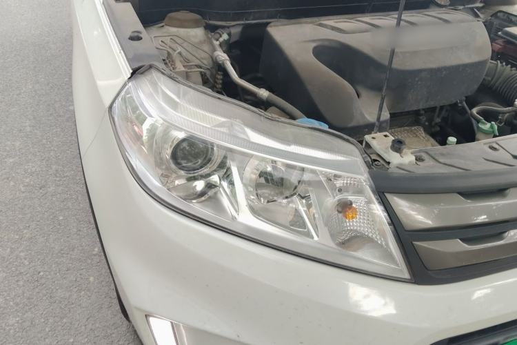Used Suzuki Vitara 2016 1.4T Automatic Two-Wheel Drive Elite Model Right Front Headlight