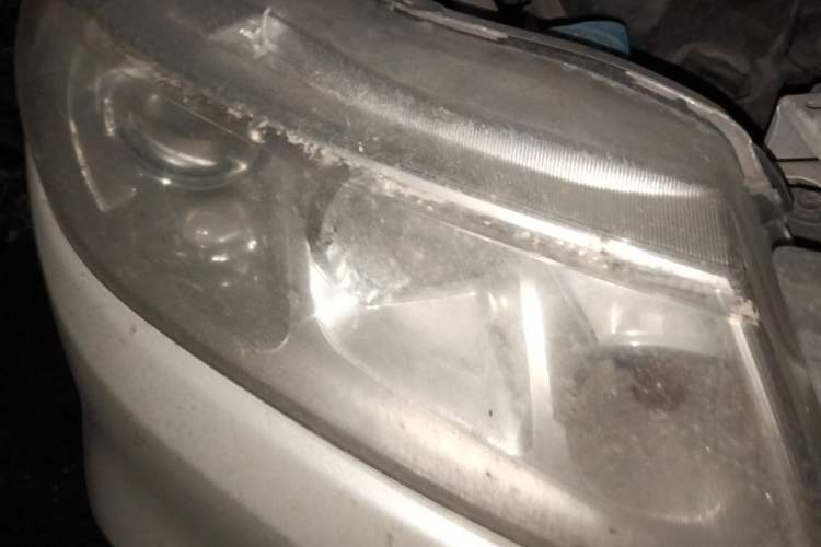 Used Suzuki Vitara 2016 1.6L Manual Two-Wheel Drive Entry-Level Trim Right Front Headlight