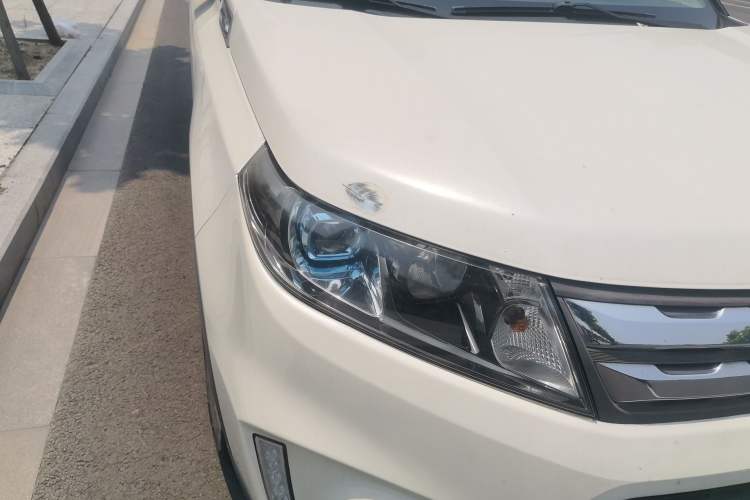 Used Suzuki Vitara 2016 1.4T Automatic 4x4 Flagship Model Right Front Headlight